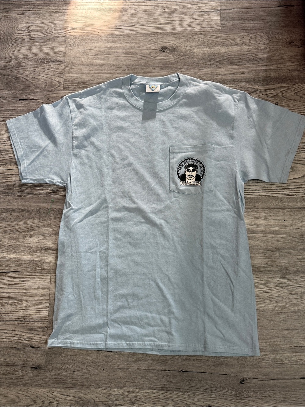 Light Blue Pocket Tee with Graphic Logo - Unbranded
